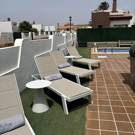 Villa Villa James